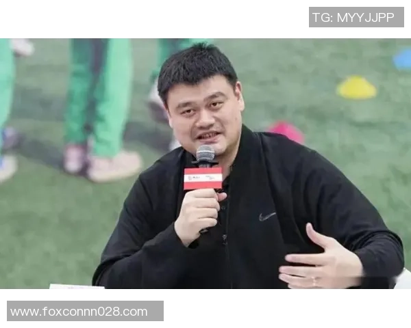 姚明勇闯太湖水域挑战自我展现体育精神与自然之美