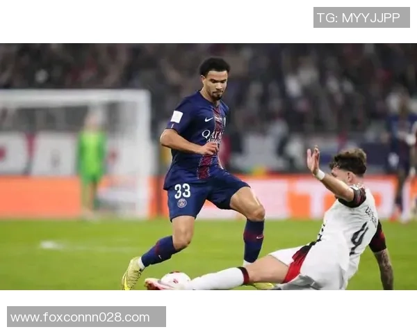 中超激战巴黎圣日耳曼与马竞平局红牌事件引发全场热议与争议