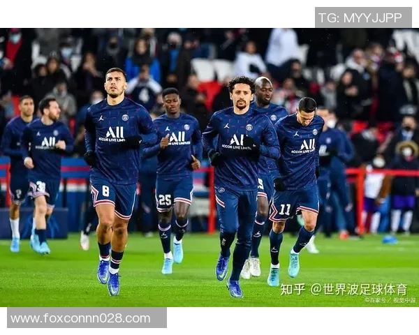 意甲激战巴黎圣日耳曼与曼联战成平局补时进球引发全场狂欢