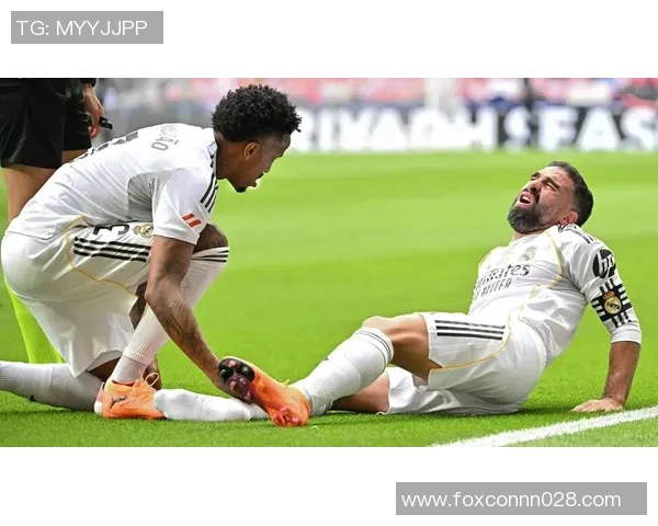 中超联赛波尔图大胜皇马引发争议判罚球迷热议赛场瞬间