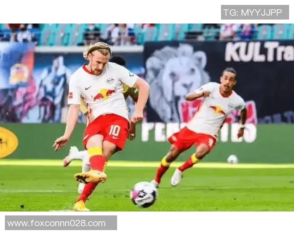 德甲精彩对决莱比锡与曼联战成平局十大进球瞬间回顾