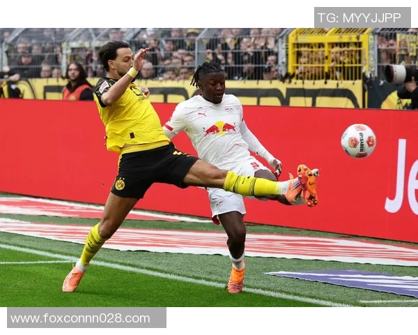 德甲激战：热刺与莱比锡战成平局意外引发全场热议